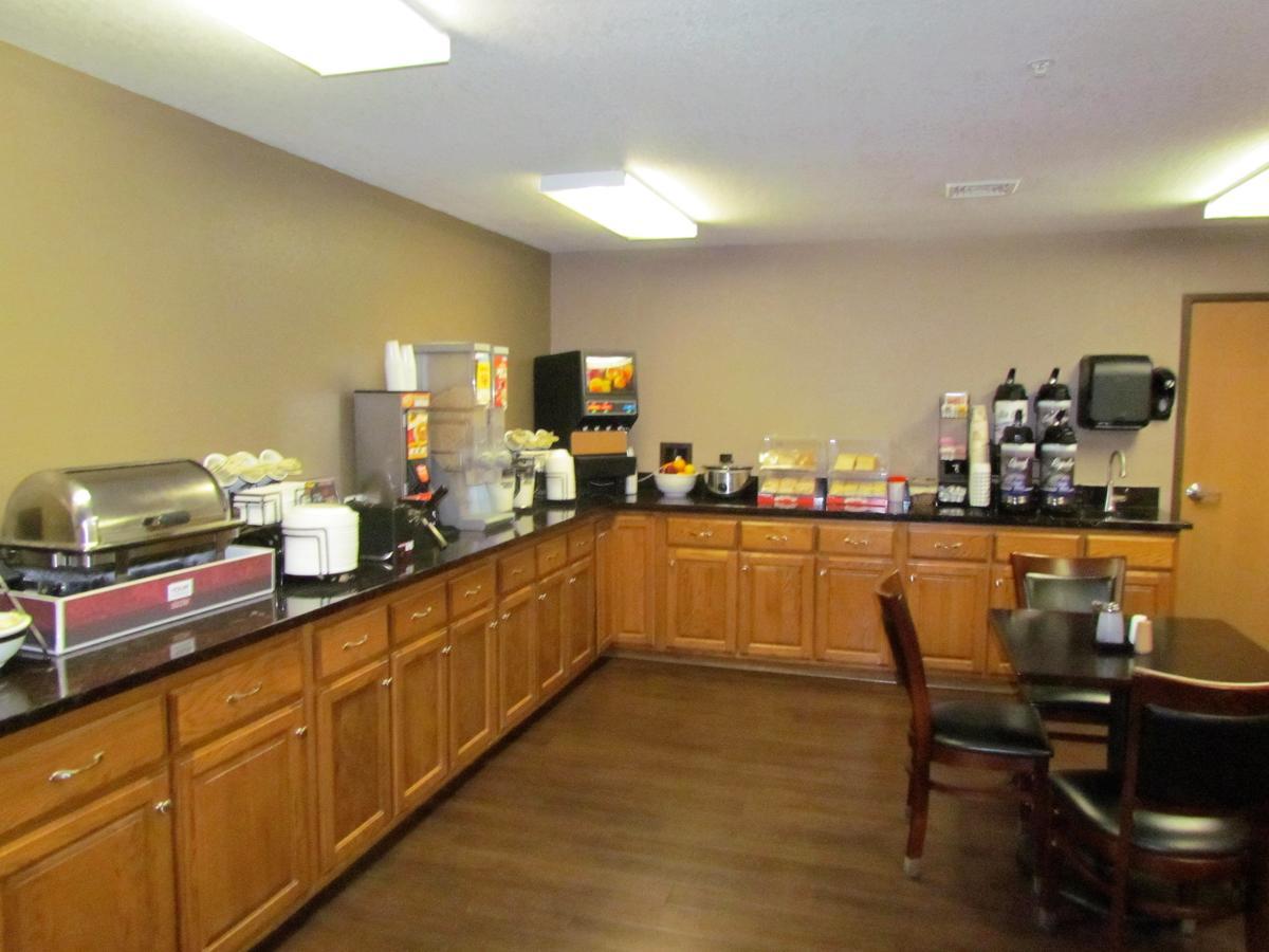 Oak Hill Inn & Suites Canton Extérieur photo