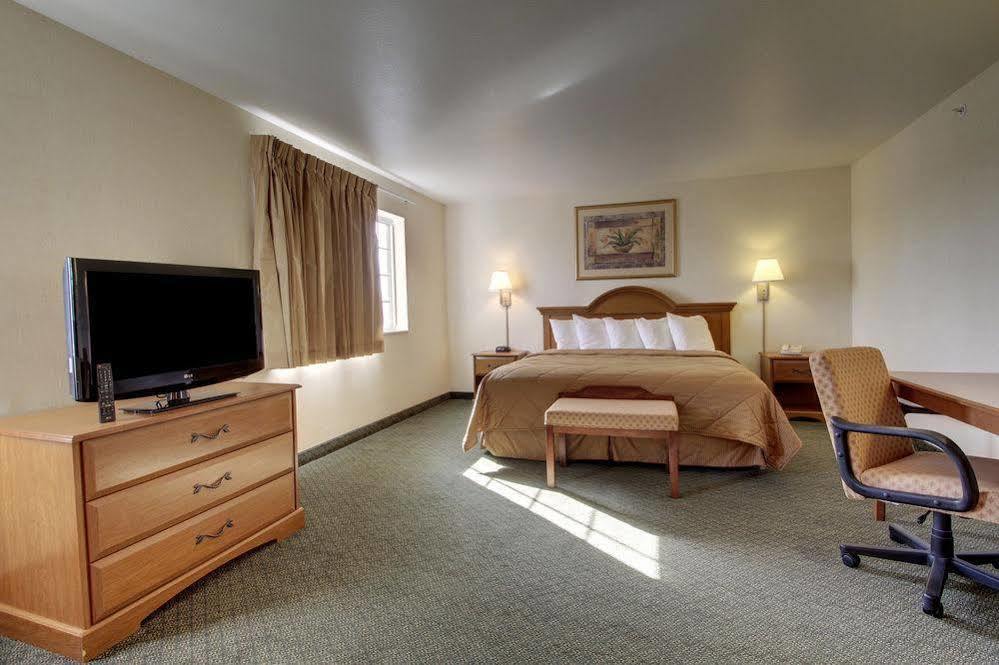 Oak Hill Inn & Suites Canton Extérieur photo